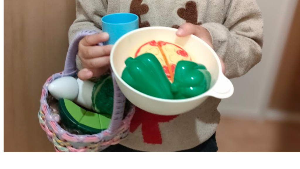 おままごとは本当に大好きで、飽きたらお風呂場やお砂場でも遊べます。